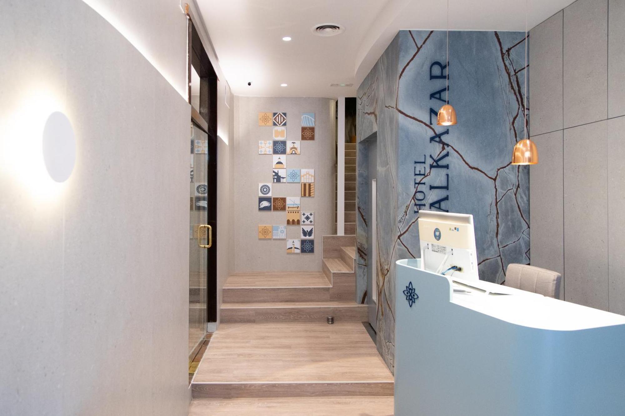 Hotel Alkazar Valence Extérieur photo