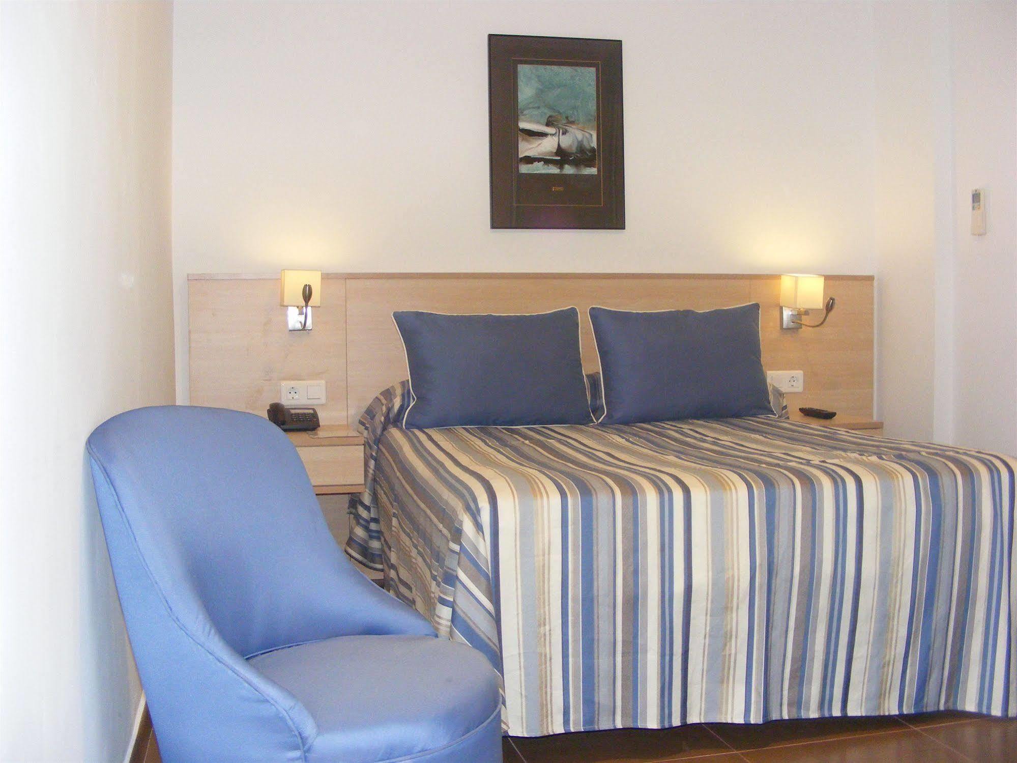 Hotel Alkazar Valence Extérieur photo