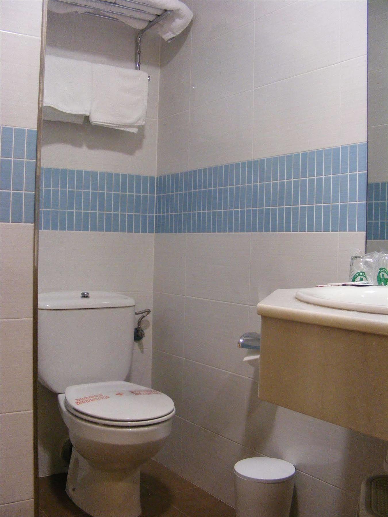 Hotel Alkazar Valence Extérieur photo